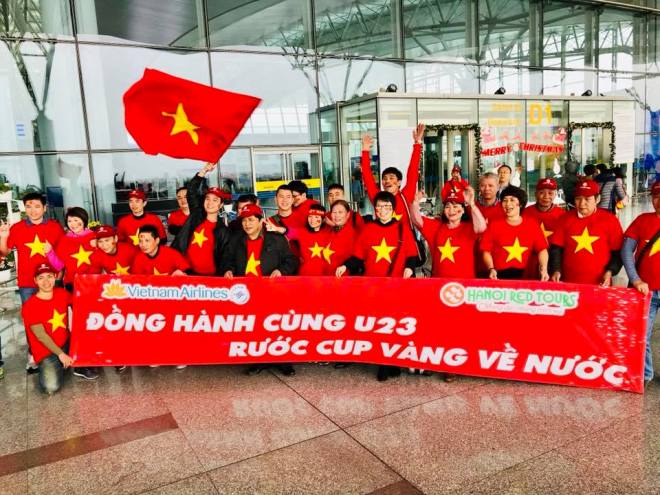 'Trống giong cờ mở' lên đường sang Trung Quốc cổ vũ đội tuyển U23 Việt Nam ảnh 1